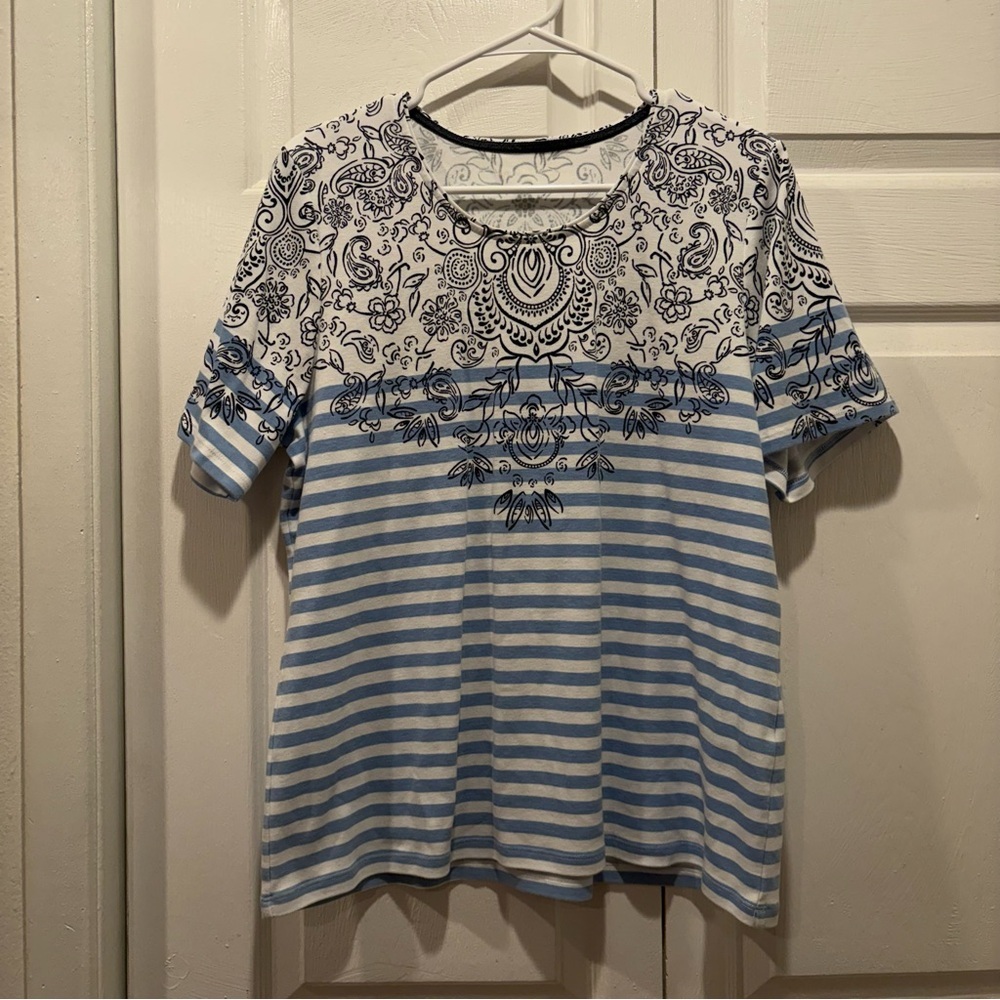 Allison Daley Blue Striped & Paisley Short Sleeve T-Shirt - Size Medium